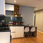 Earth, Comfy Near Center W Garden 1gbwifi * Tirana