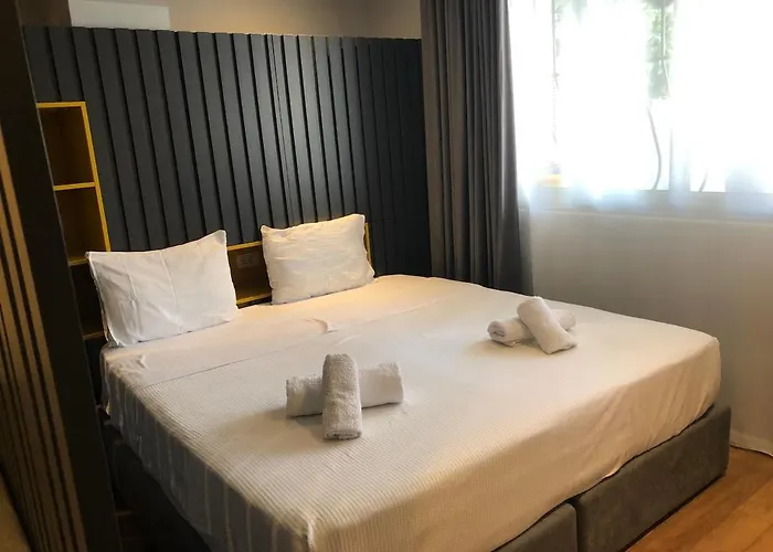 Apartmán Earth, Comfy Near Center W Garden 1gbwifi Tirana